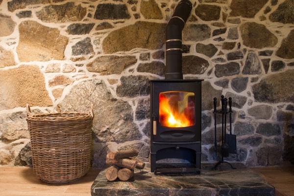 Comment fonctionne un poêle à bois ?
